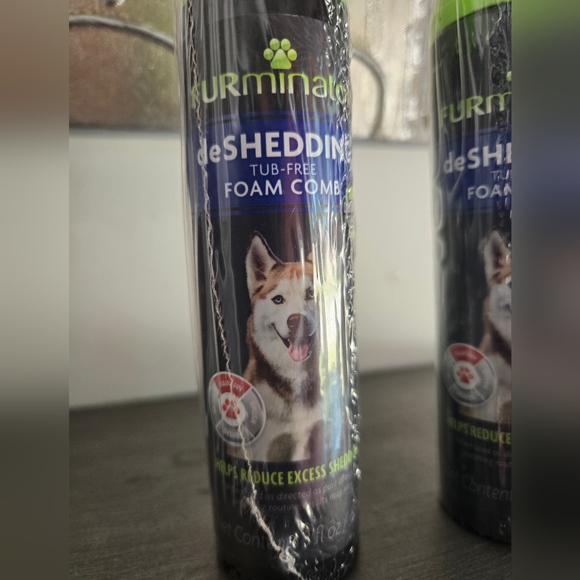 Furminator Deshedding Foam Comb (2) - Picture 2 of 9